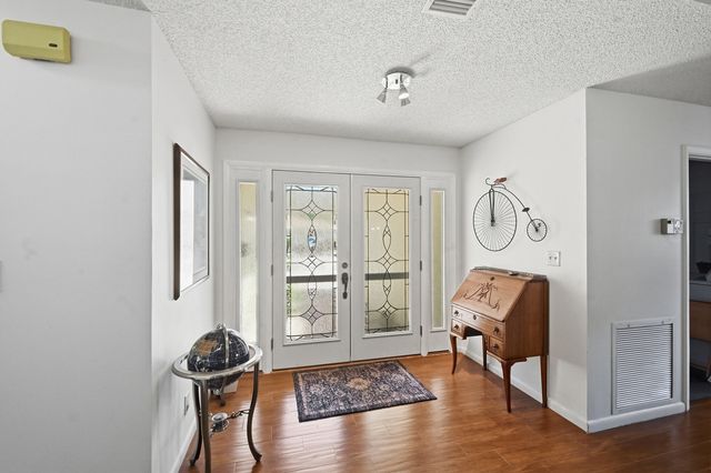 321 Del Rio Boulevard, Boca Raton, FL 33432