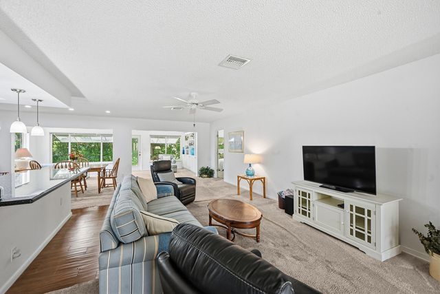 321 Del Rio Boulevard, Boca Raton, FL 33432
