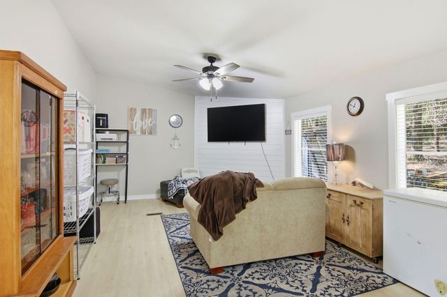 6108 Old River Road, Baker, FL 32531