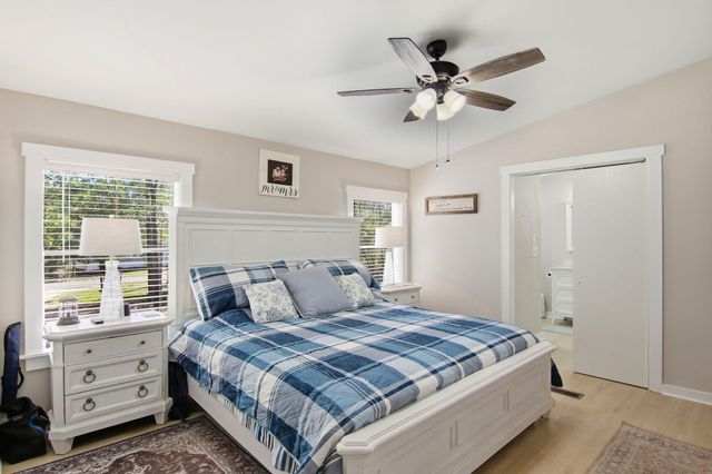 6108 Old River Road, Baker, FL 32531