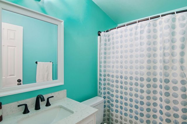 6108 Old River Road, Baker, FL 32531