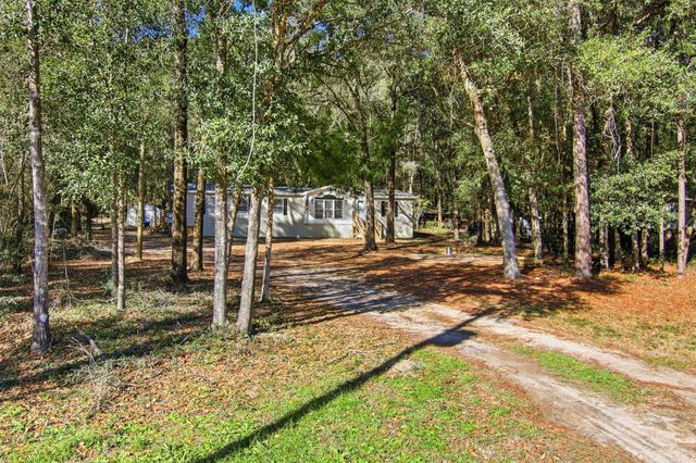 6108 Old River Road, Baker, FL 32531