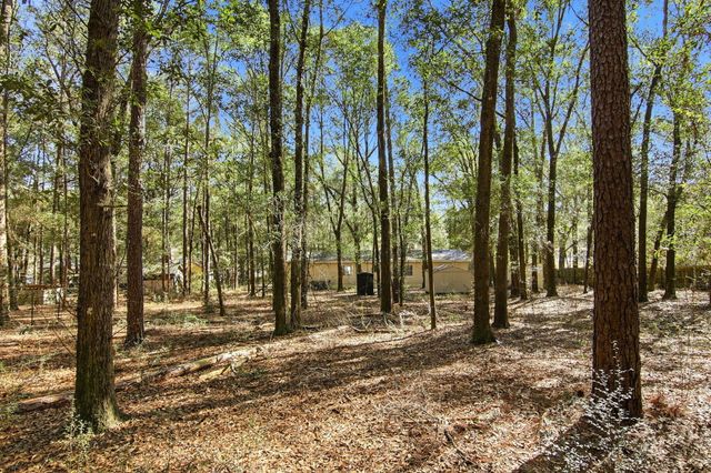 6108 Old River Road, Baker, FL 32531