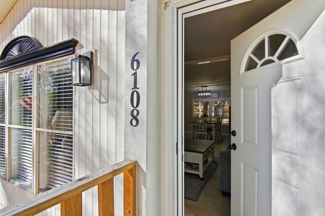 6108 Old River Road, Baker, FL 32531