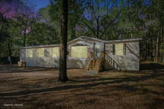 6108 Old River Road, Baker, FL 32531