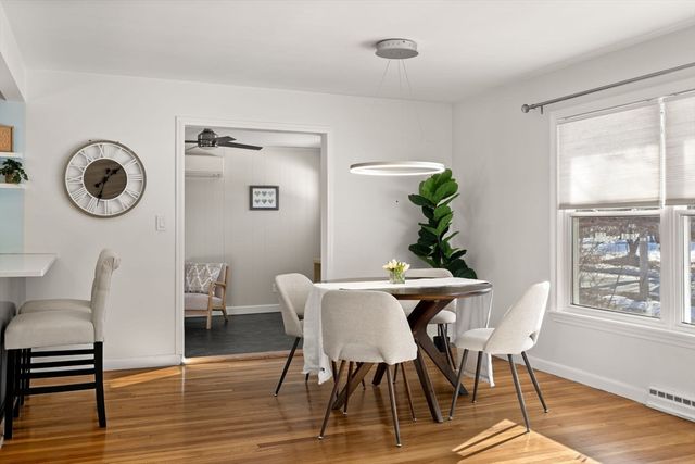 237 Davis Rd, Bedford, MA 01730