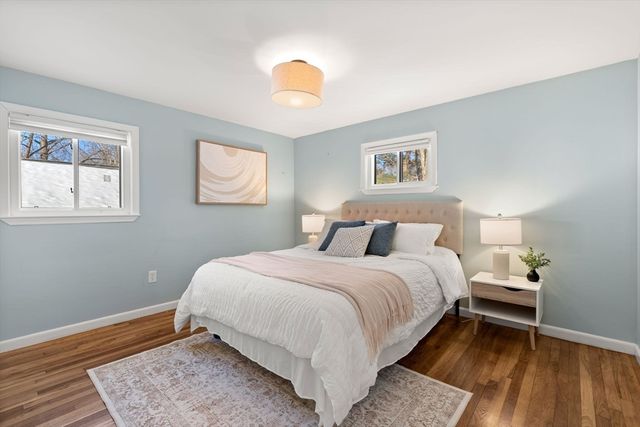 237 Davis Rd, Bedford, MA 01730