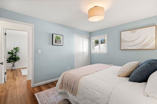 237 Davis Rd, Bedford, MA 01730