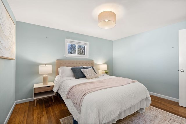 237 Davis Rd, Bedford, MA 01730