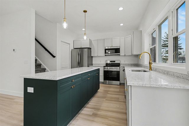 105 Lester Avenue, Dowagiac, MI 49047