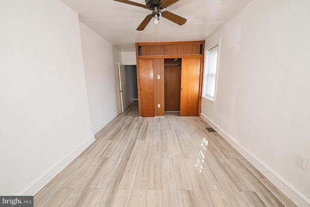 1833 E HAZZARD ST, Philadelphia, PA 19125