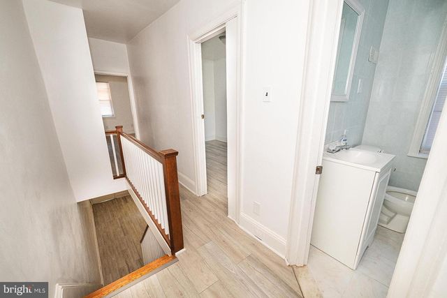 1833 E HAZZARD ST, Philadelphia, PA 19125