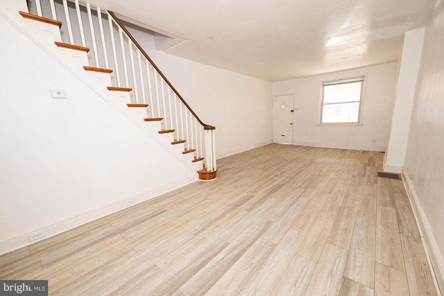 1833 E HAZZARD ST, Philadelphia, PA 19125