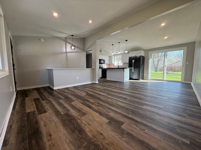 7966 Church Street, Clear Lake, MN 55319