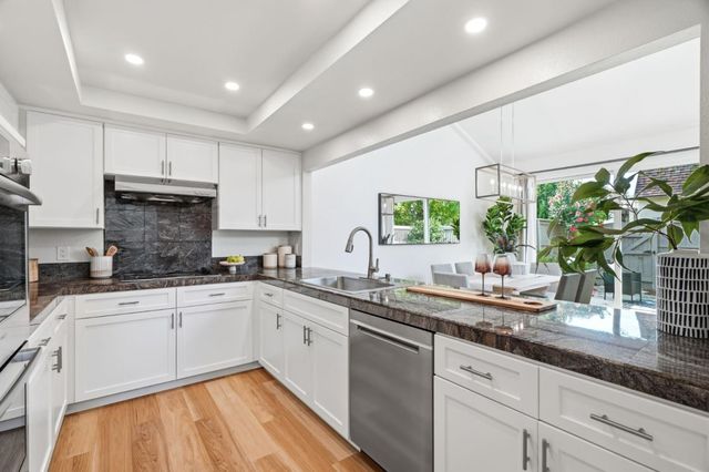 19713 Vineyard Lane, Saratoga, CA 95070