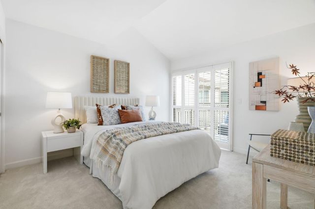 19713 Vineyard Lane, Saratoga, CA 95070