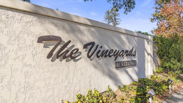 19713 Vineyard Lane, Saratoga, CA 95070