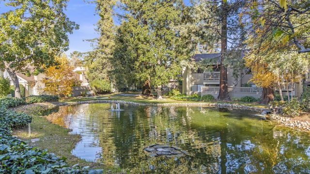 19713 Vineyard Lane, Saratoga, CA 95070