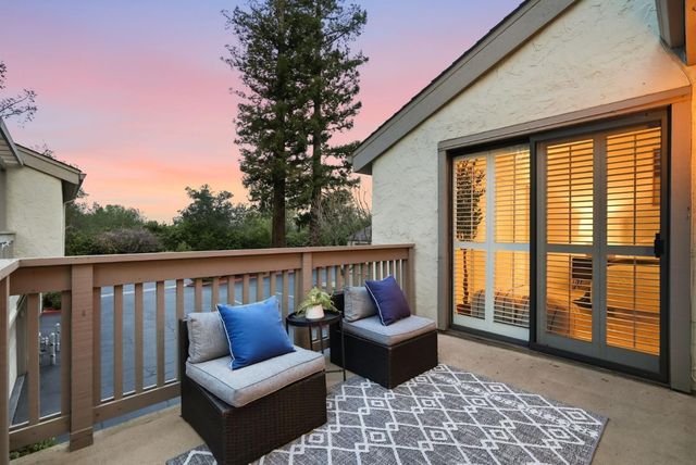 19713 Vineyard Lane, Saratoga, CA 95070