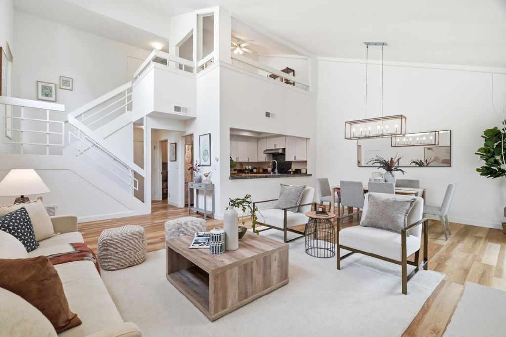 19713 Vineyard Lane, Saratoga, CA 95070