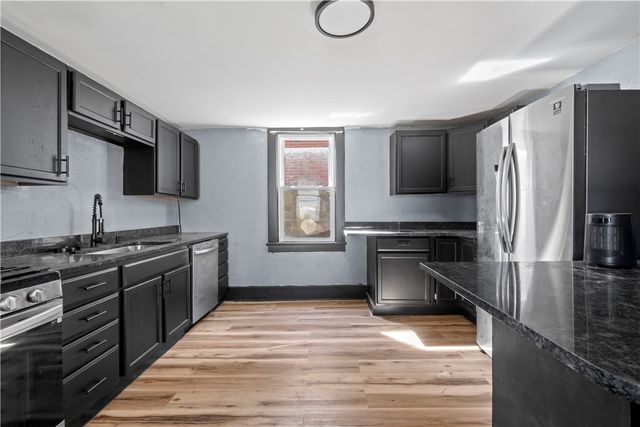 813 Bower Hill Rd, Bridgeville, PA 15017