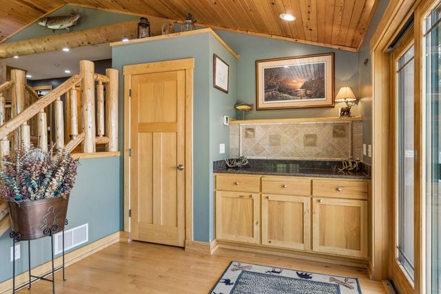 32940 Nueman Trail, Lindstrom, MN 55045