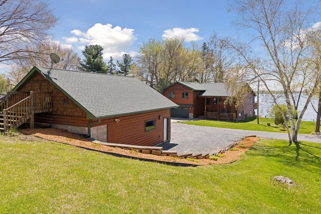 32940 Nueman Trail, Lindstrom, MN 55045