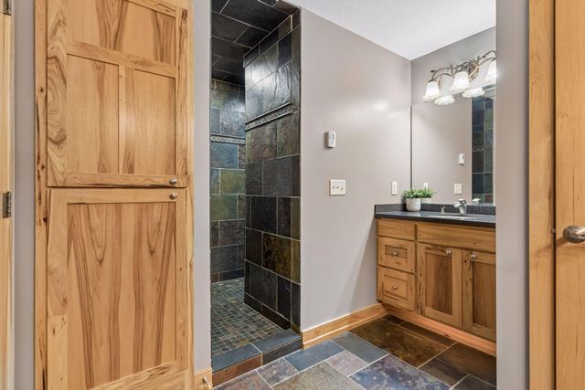 32940 Nueman Trail, Lindstrom, MN 55045