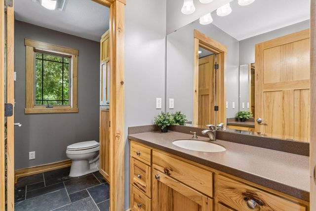32940 Nueman Trail, Lindstrom, MN 55045
