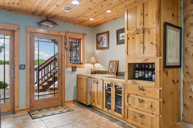 32940 Nueman Trail, Lindstrom, MN 55045