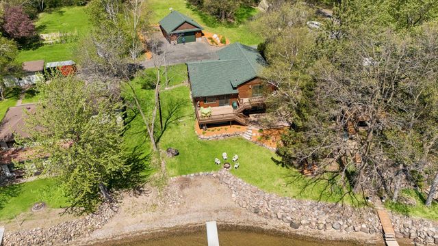32940 Nueman Trail, Lindstrom, MN 55045