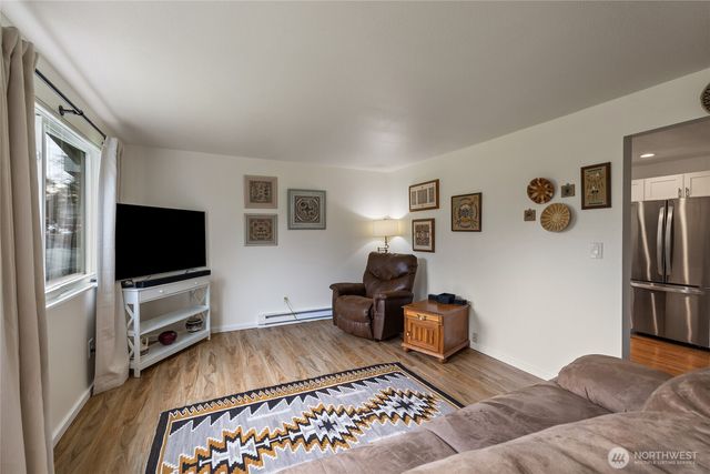 3724 N Villard Street, Tacoma, WA 98407