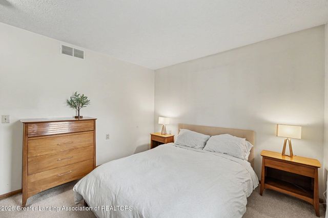 2145 Park Lane, Holt, MI 48842