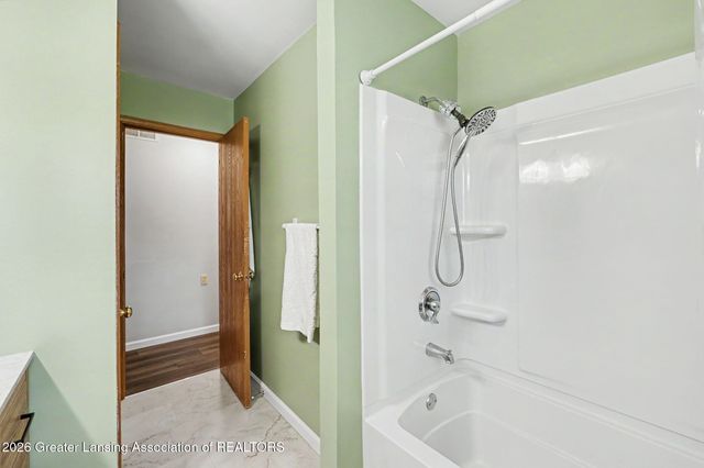 2145 Park Lane, Holt, MI 48842
