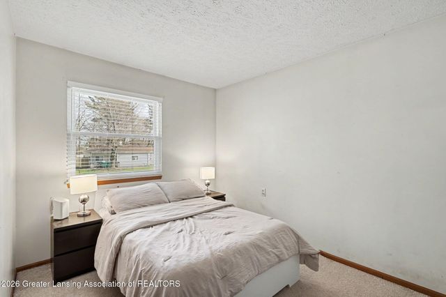 2145 Park Lane, Holt, MI 48842