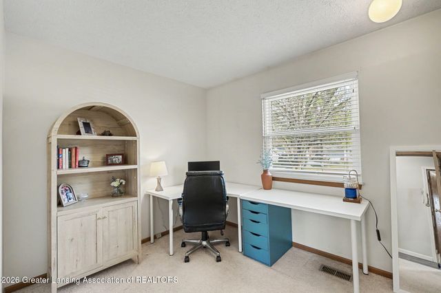2145 Park Lane, Holt, MI 48842
