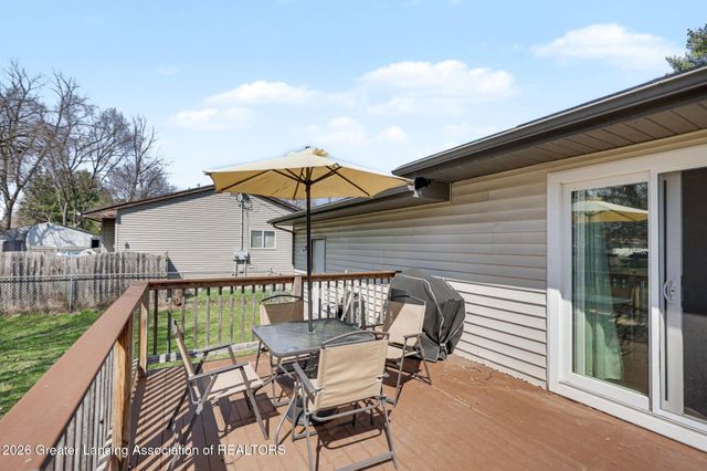 2145 Park Lane, Holt, MI 48842