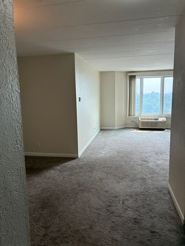 1 Renaissance Place 720, Palatine, IL 60067