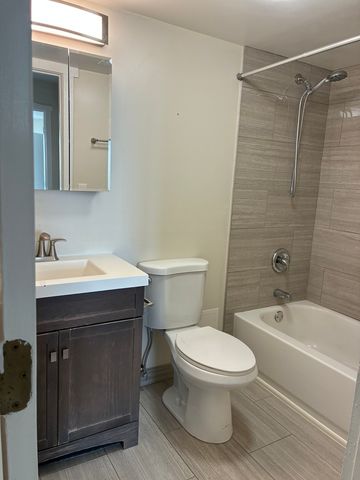 1 Renaissance Place 720, Palatine, IL 60067