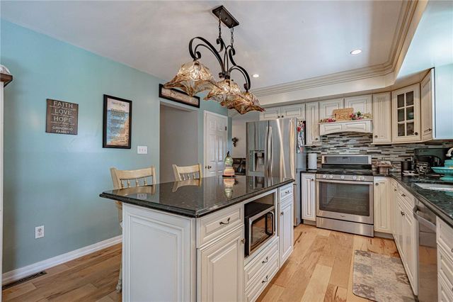 258 Degler Avenue, Leesport Boro, PA 19533