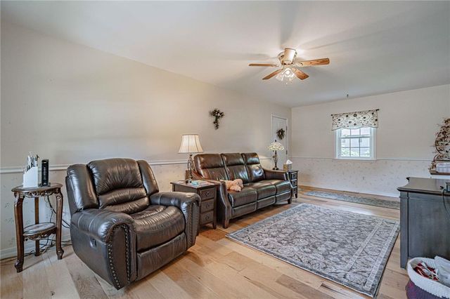 258 Degler Avenue, Leesport Boro, PA 19533