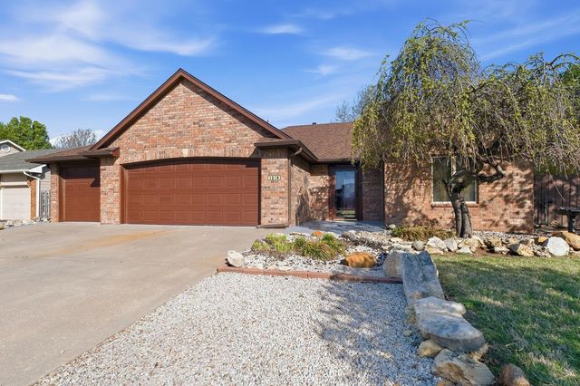 1218 Willowbrook Ln, Towanda, KS 67144