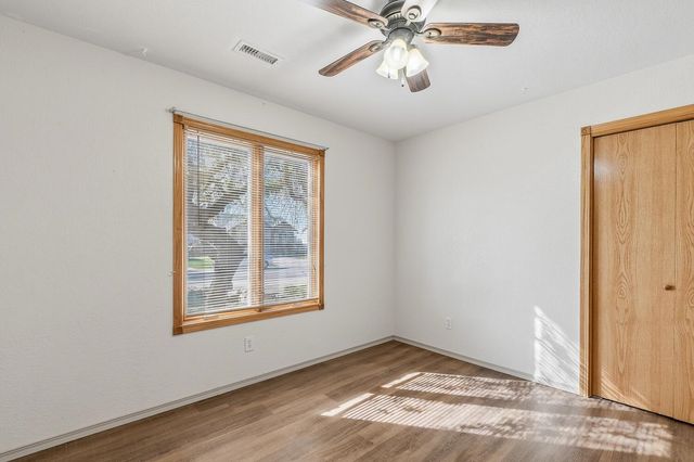 1218 Willowbrook Ln, Towanda, KS 67144