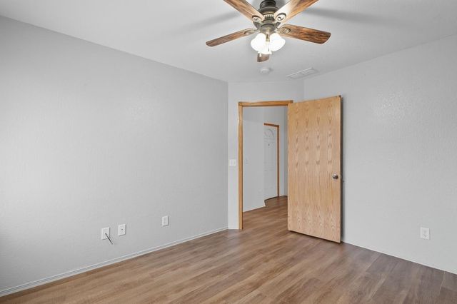 1218 Willowbrook Ln, Towanda, KS 67144