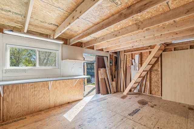1218 Willowbrook Ln, Towanda, KS 67144