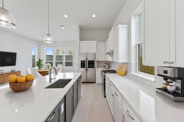 2706 Grand Fountains Drive G, Houston, TX 77054
