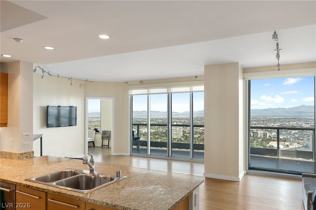 322 Karen Avenue 4504, Las Vegas, NV 89109