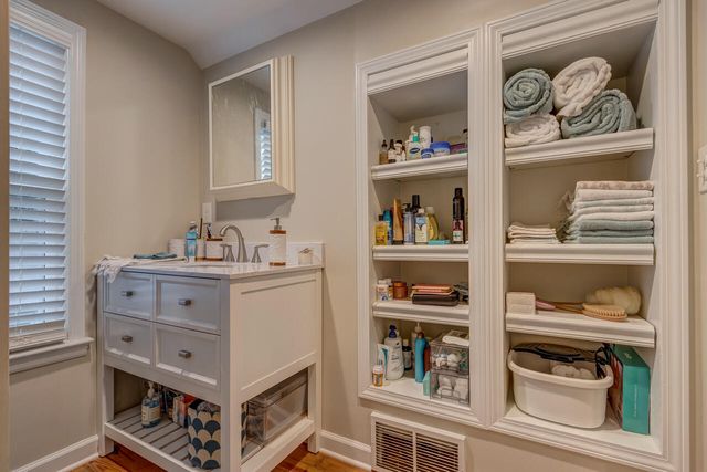 138 Lackawanna Road, Lexington, KY 40503