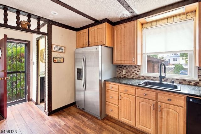 15 Charles St, Nutley Twp., NJ 07110