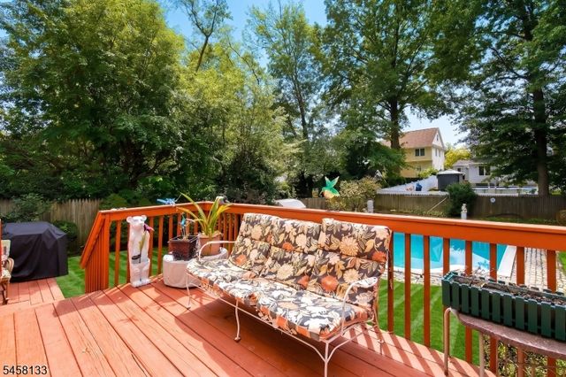 15 Charles St, Nutley Twp., NJ 07110